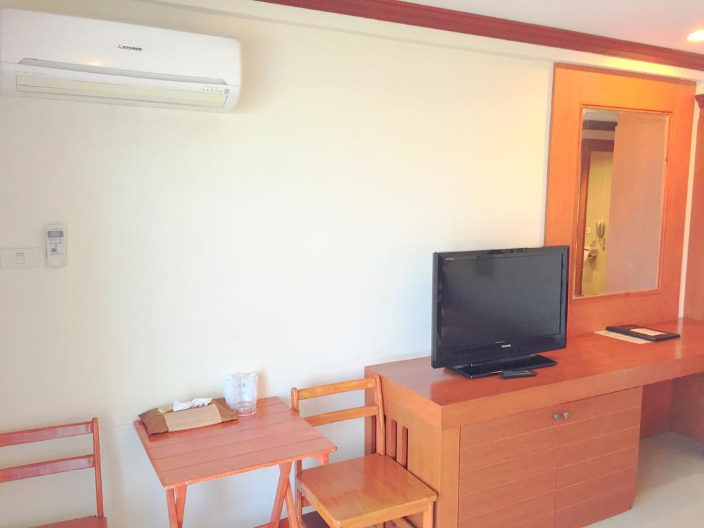 Tanawit Hotel & Spa Хуа Хин Екстериор снимка