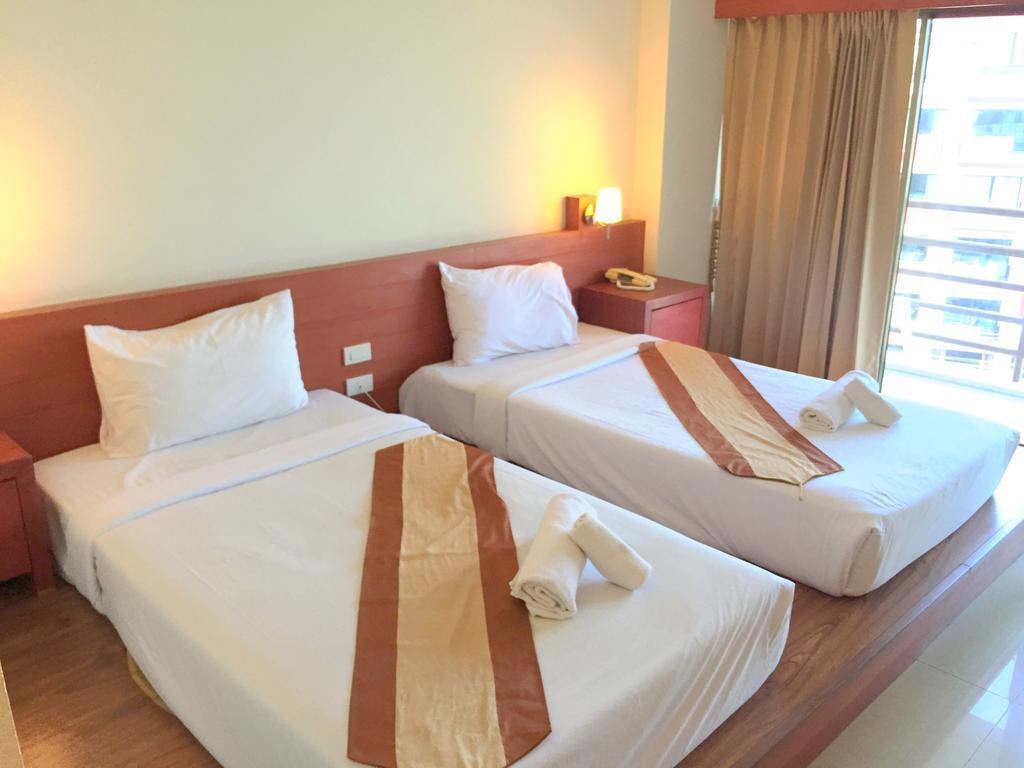 Tanawit Hotel & Spa Хуа Хин Екстериор снимка