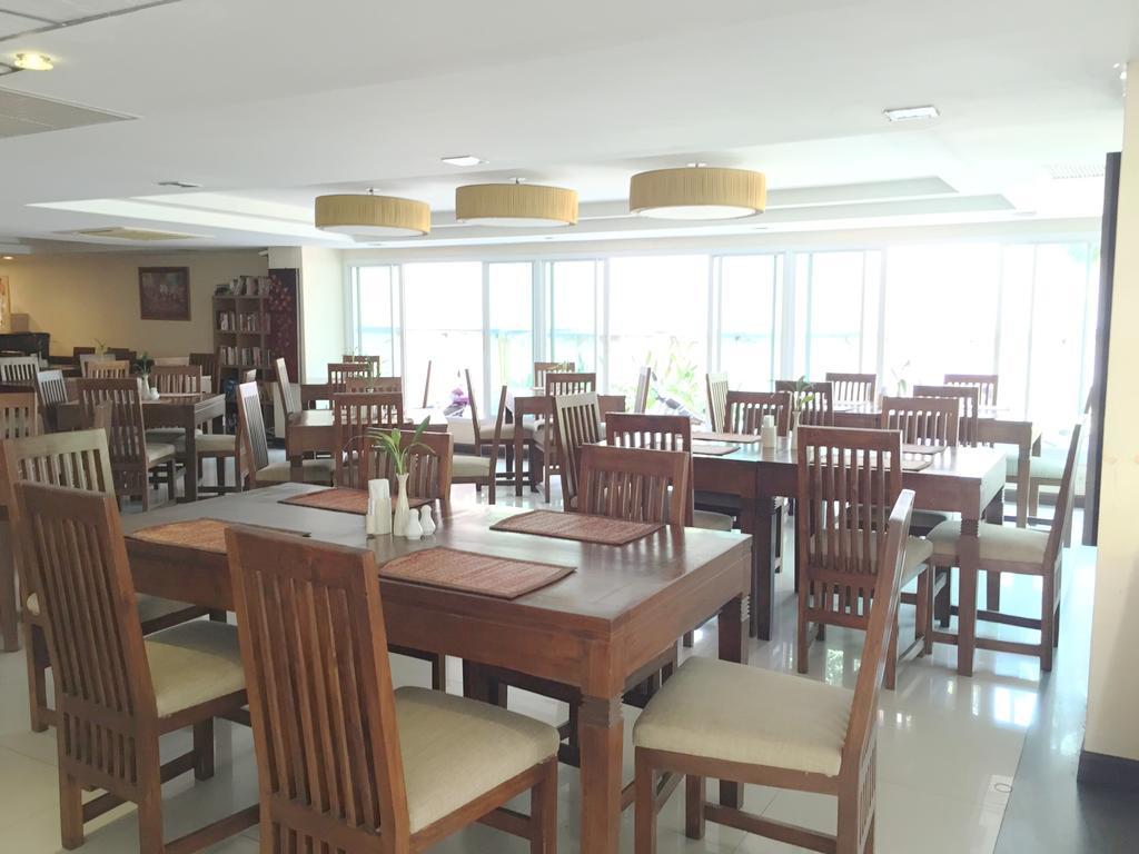 Tanawit Hotel & Spa Хуа Хин Екстериор снимка
