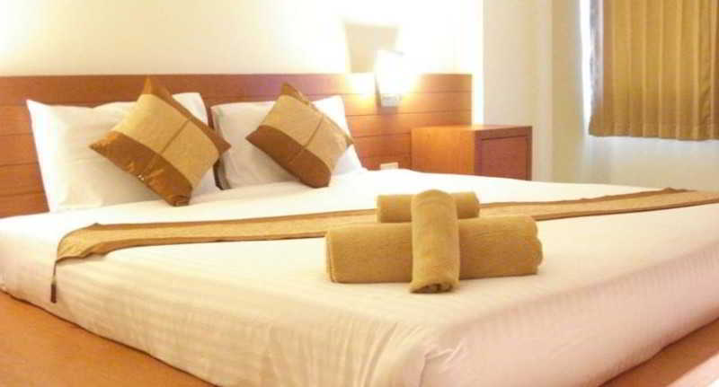 Tanawit Hotel & Spa Хуа Хин Екстериор снимка